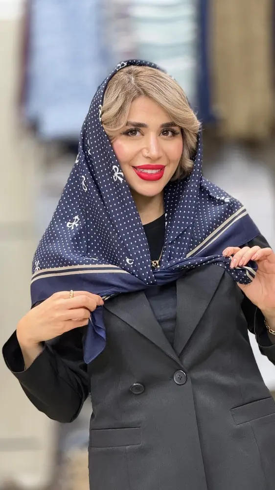 روسری ساتن پاپیونی